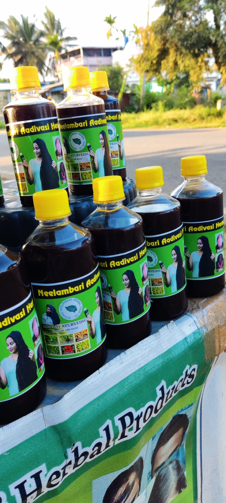 ADIVASI NEELAMBARI HERBAL HAIR OIL